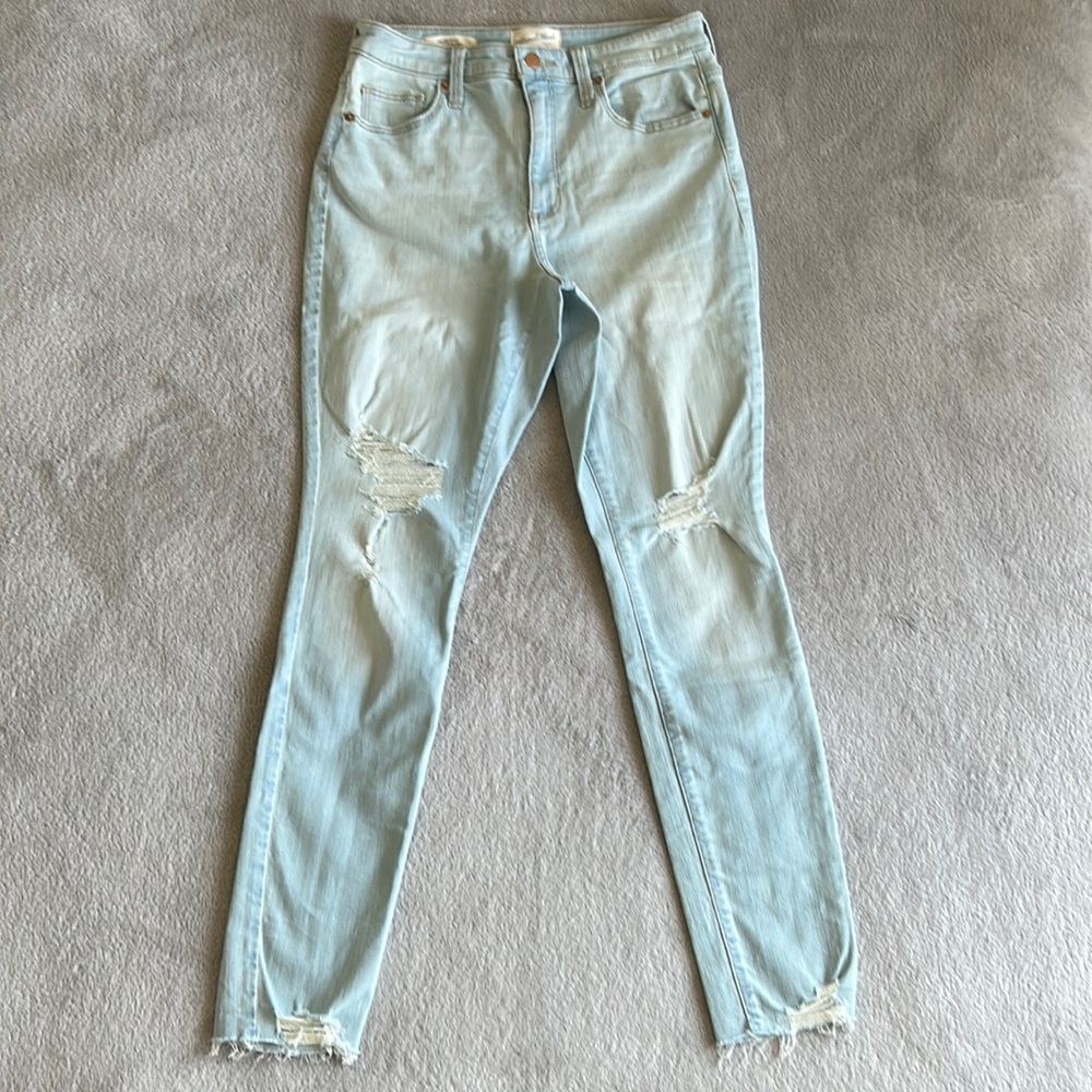 Universal Threads Good Inc. High Rise Skinny Jeans